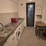 Apartment Invictus