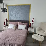 Invictus Apartment Bucharest