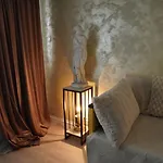 Apartment Invictus