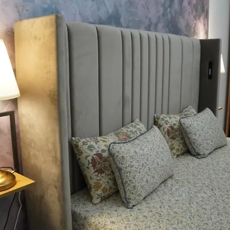 Invictus Appartement Boekarest