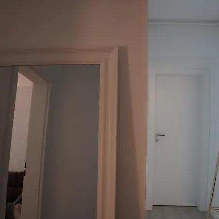 Invictus Appartement Boekarest