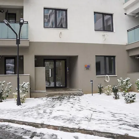 Apartment Invictus *